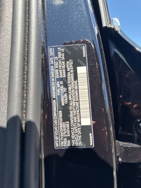 Certified 2025 Volvo XC90 B5 Plus AWD/4WD image 26