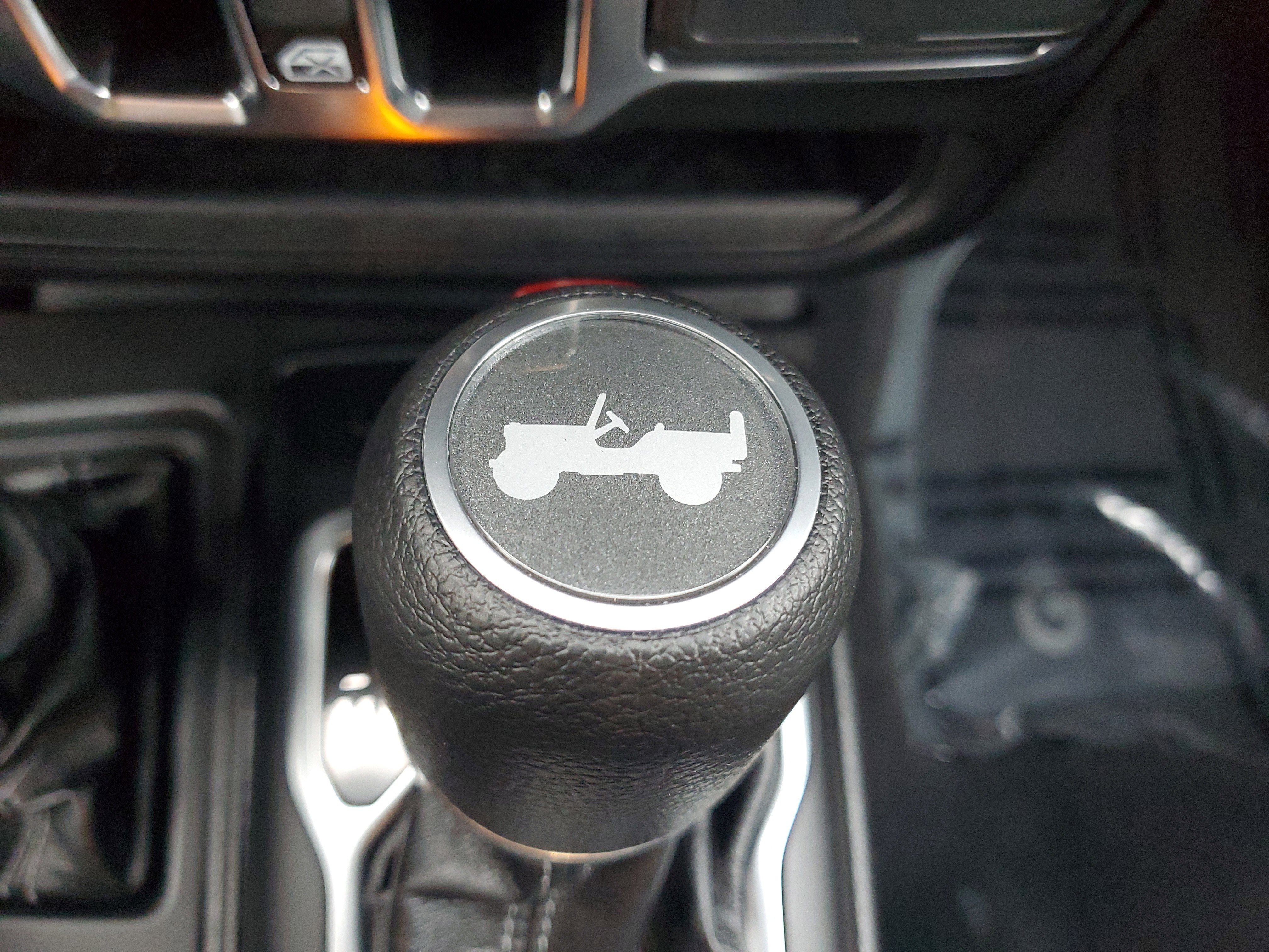 Used 2025 Jeep Wrangler Sport image 28