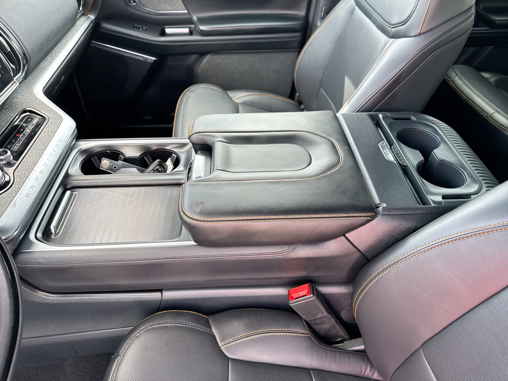 Used 2025 Ford Expedition Tremor AWD/4WD image 22