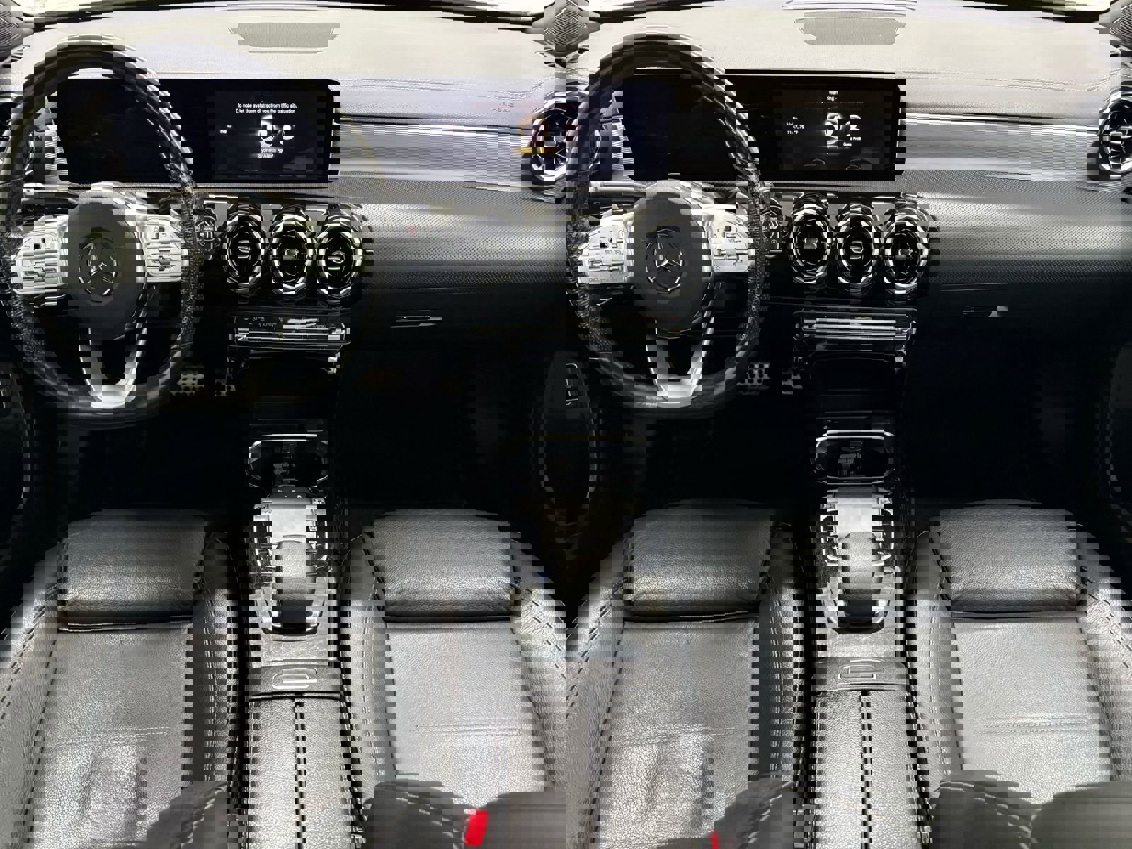 Used 2020 Mercedes-Benz A 220 4MATIC w/ AMG Line image 2