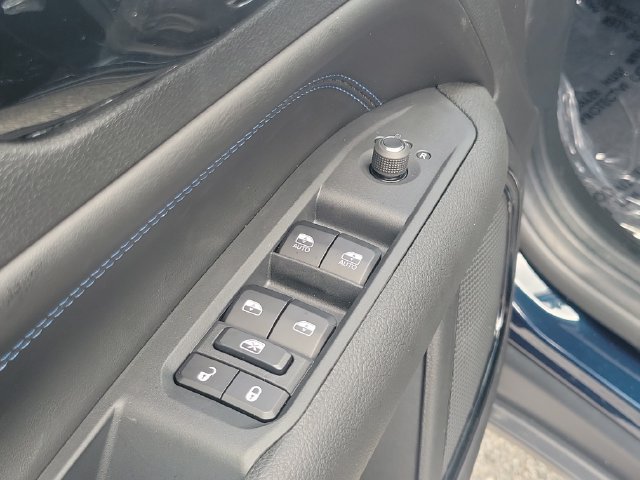 New 2026 Jeep Compass Latitude AWD/4WD image 15