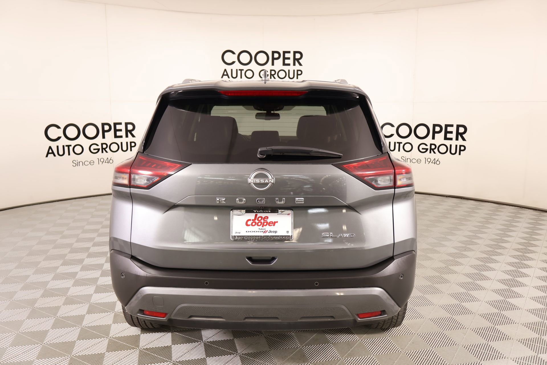 Used 2023 Nissan Rogue SL AWD/4WD image 22