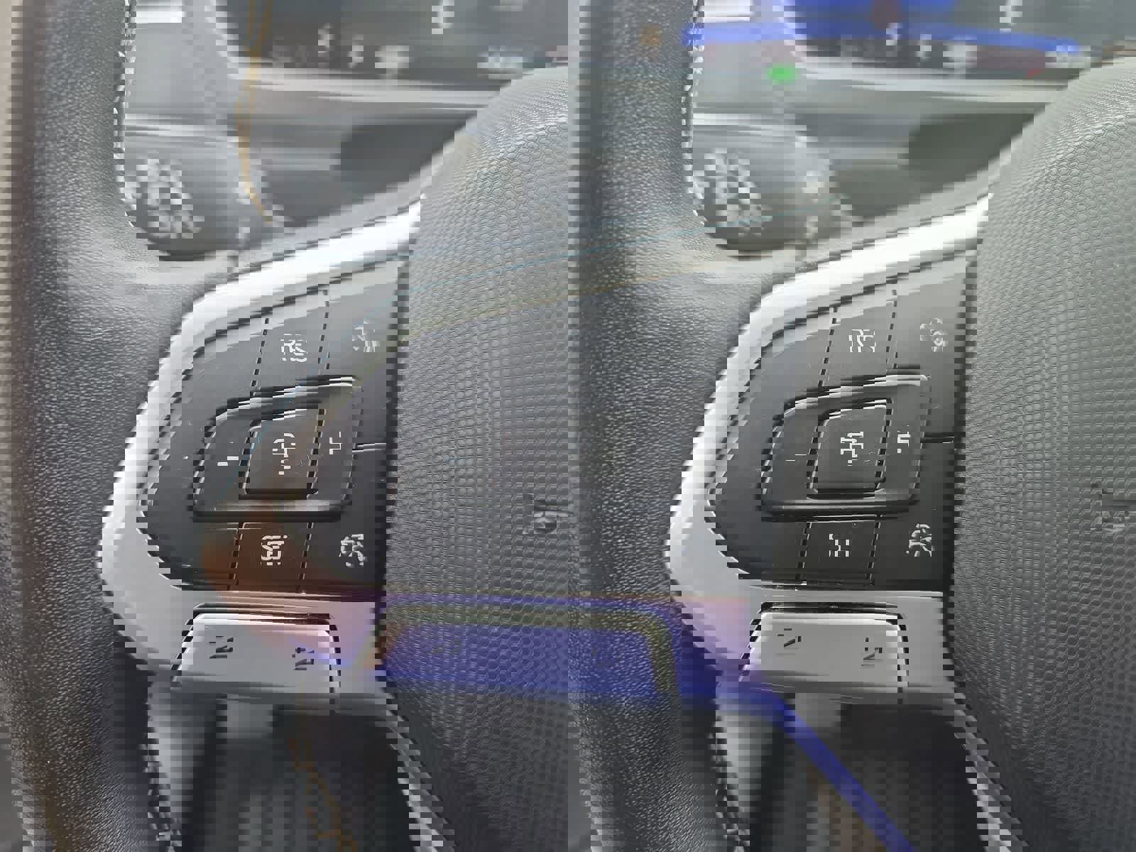 Certified 2022 Volkswagen Tiguan SE image 22