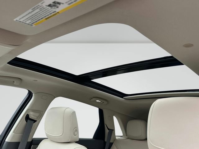 Used 2023 Cadillac XT5 Premium Luxury w/ Technology Package image 15