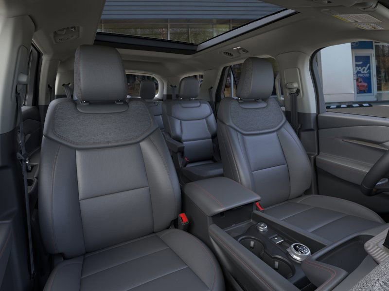 New 2026 Ford Explorer Active image 10
