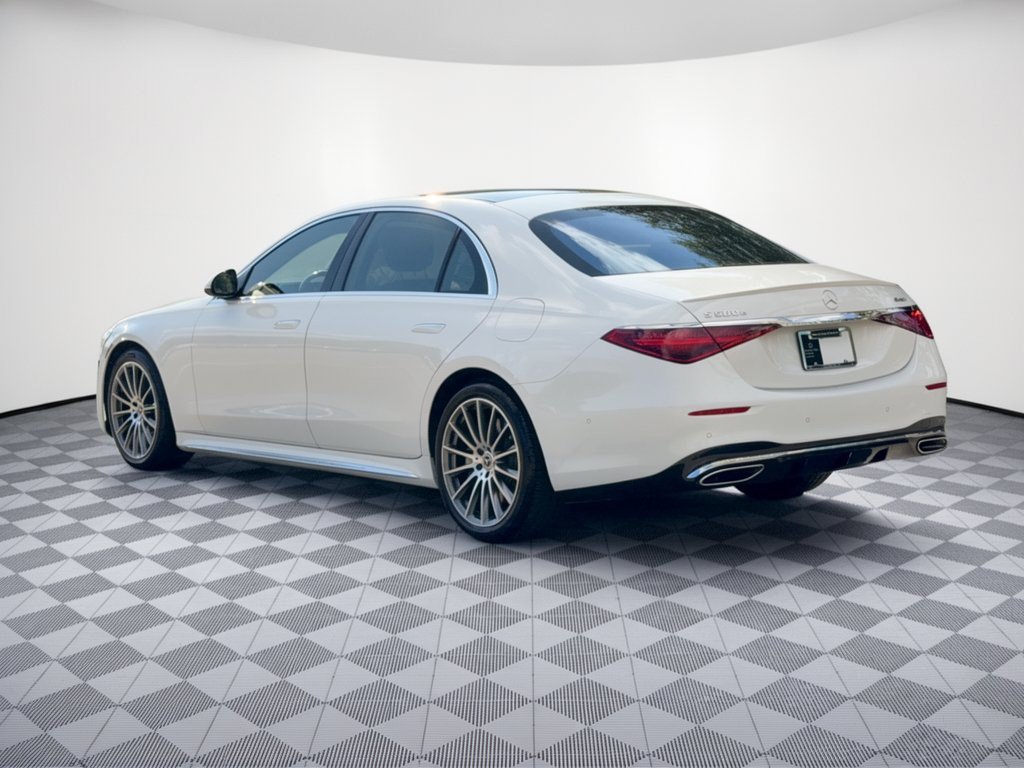 Certified 2025 Mercedes-Benz S 580e 4MATIC Sedan image 3