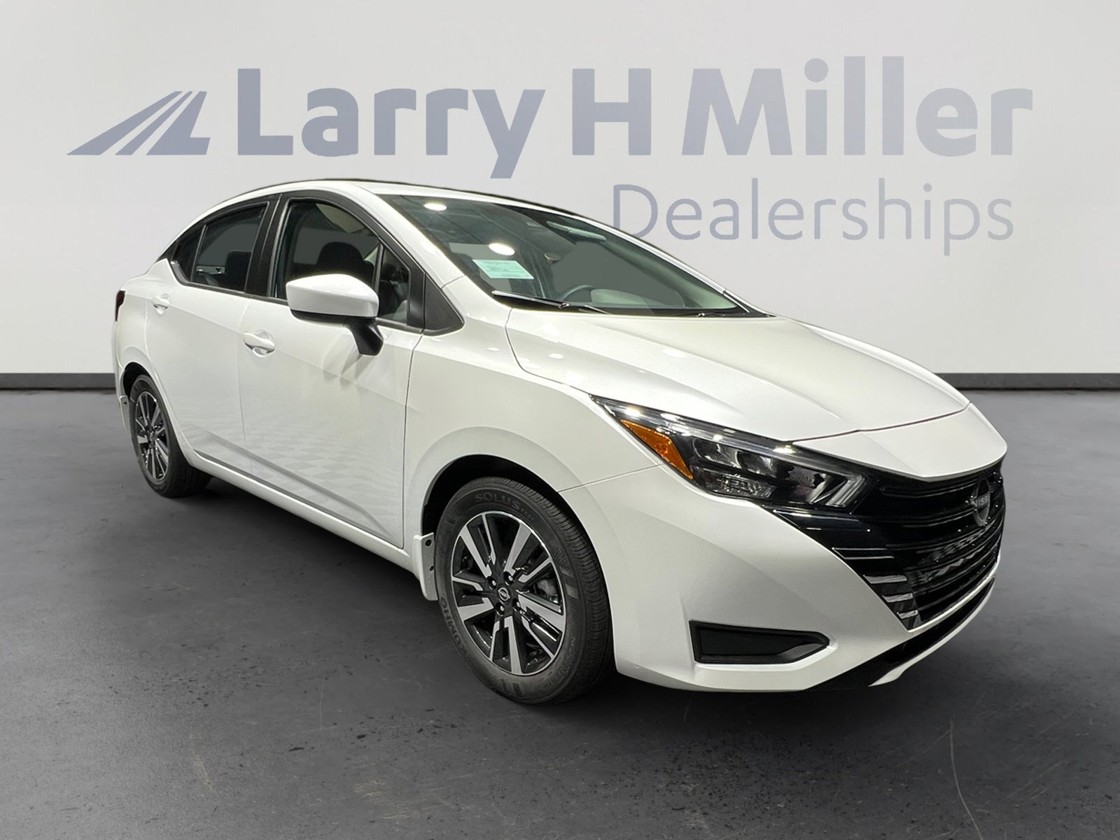 New 2025 Nissan Versa SV w/ Trunk Package image 7