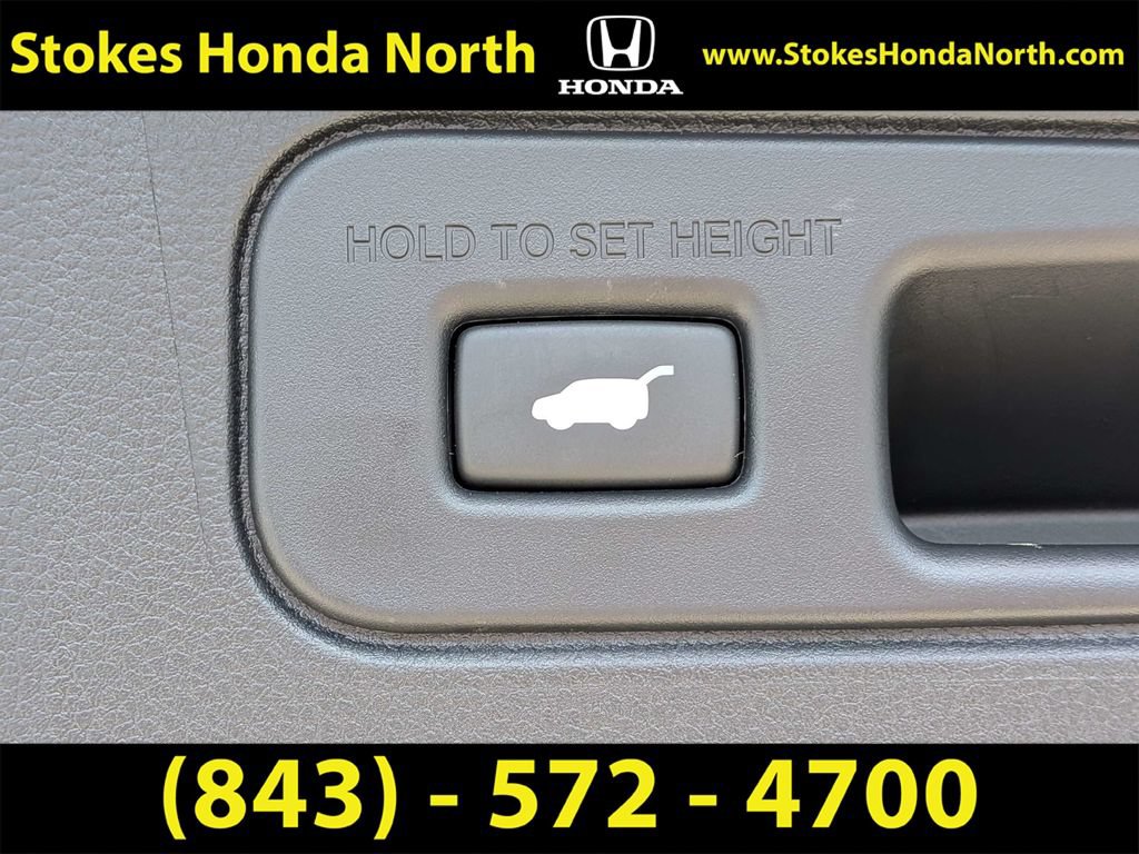 Certified 2025 Honda Pilot EX-L image 17