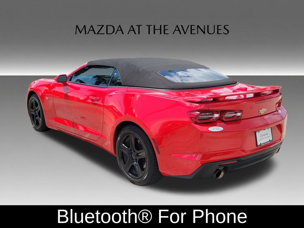 Used 2023 Chevrolet Camaro LT RWD image 7