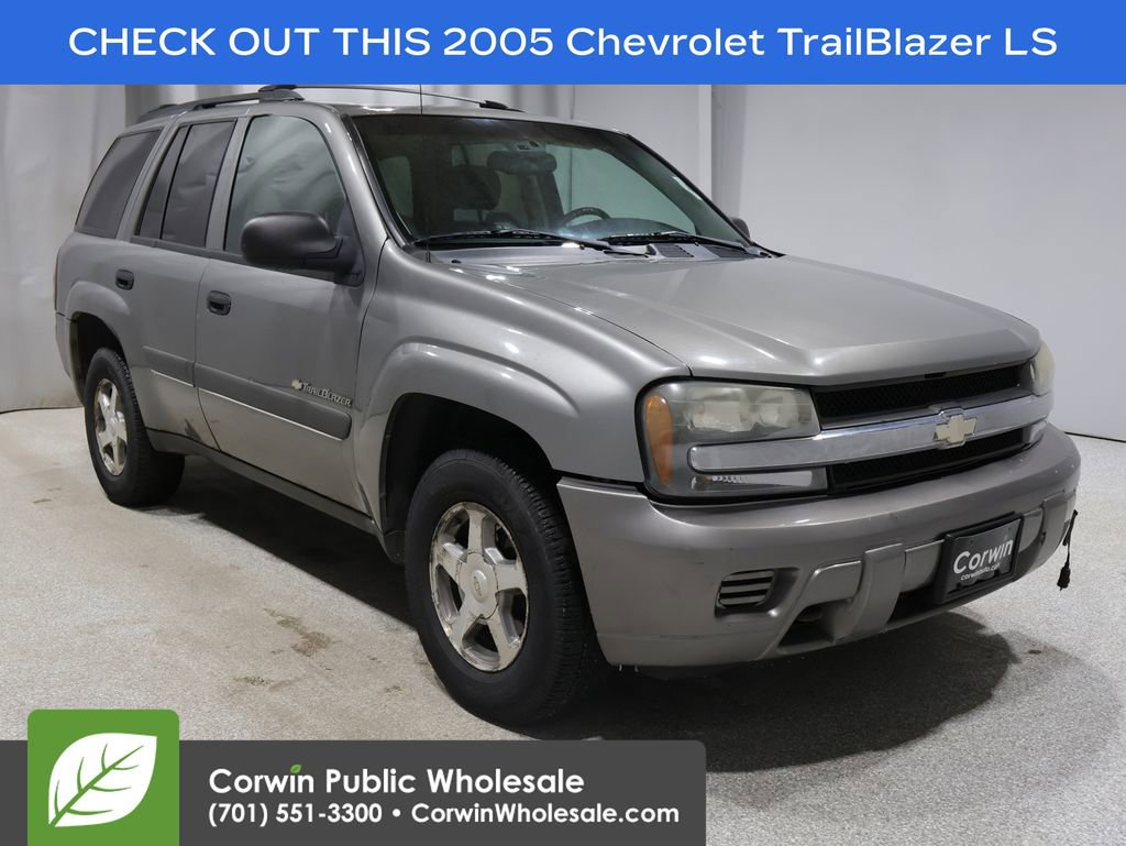 Used 2005 Chevrolet TrailBlazer LS w/ LS Preferred Equipment Group image 1