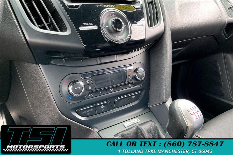 Used 2014 Ford Focus ST w/ Equipment Group 202A FWD image 31