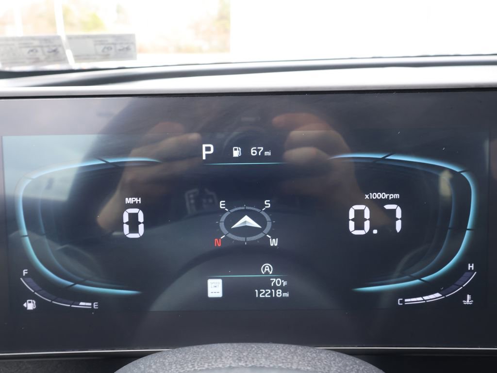 Used 2025 Kia Sportage EX w/ Premium Package image 19