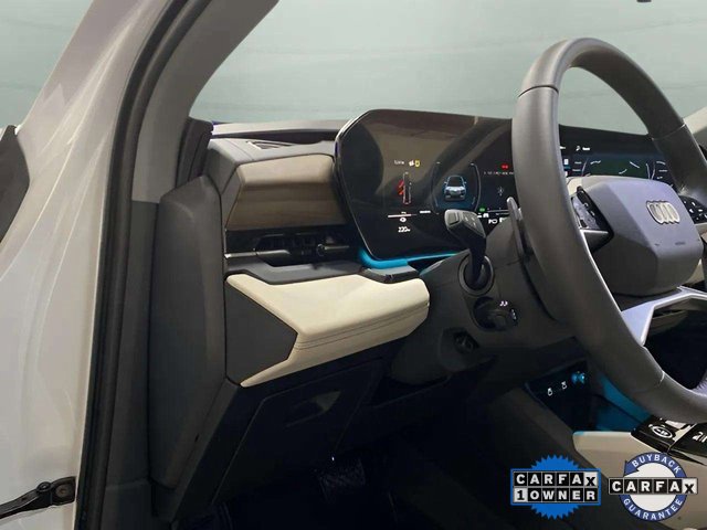 Used 2025 Audi Q6 e-tron Premium Plus w/ Premium Plus image 15