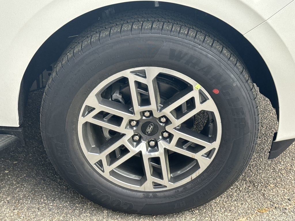 New 2026 Ford Expedition Max Active RWD image 12