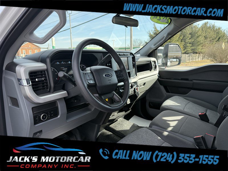 Used 2024 Ford F250 XL AWD/4WD image 27