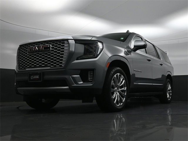 Used 2023 GMC Yukon XL Denali image 26