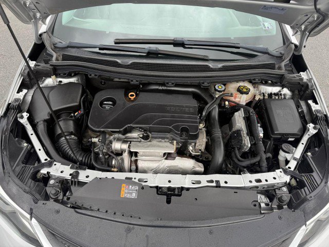 Used 2019 Chevrolet Cruze LT FWD image 28