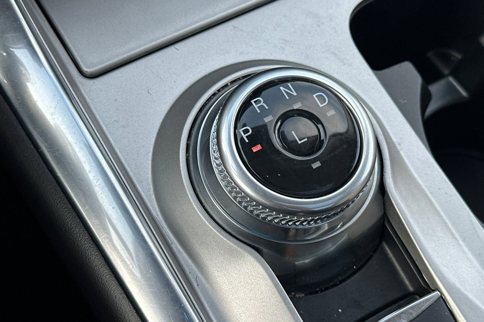 Used 2023 Ford Explorer Limited w/ Limited Technology Package image 25