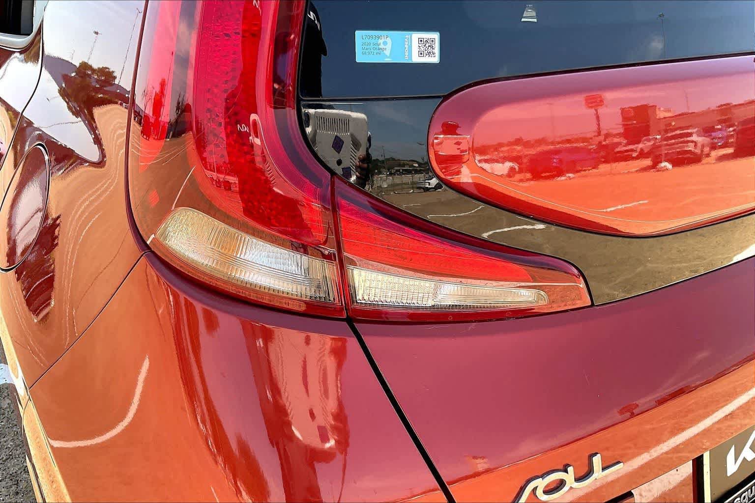 Used 2020 Kia Soul LX FWD image 30