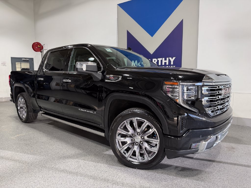 Used 2023 GMC Sierra 1500 Denali AWD/4WD image 2