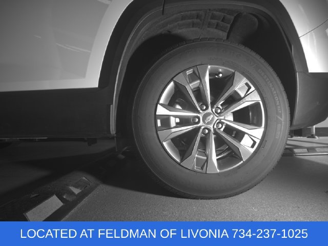 Used 2025 Chevrolet Equinox LT FWD image 31
