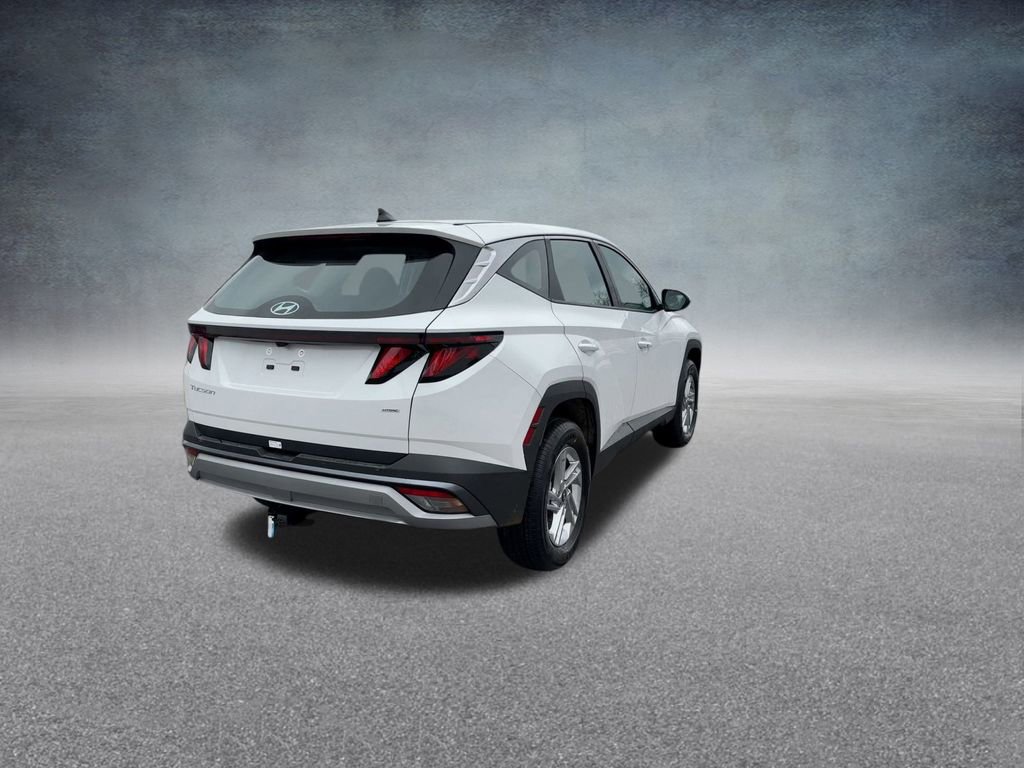 Used 2025 Hyundai Tucson SE image 21