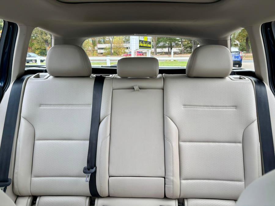 Used 2017 Volkswagen Golf Alltrack SEL image 14