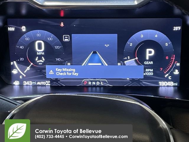 Used 2024 GMC Canyon Denali image 10