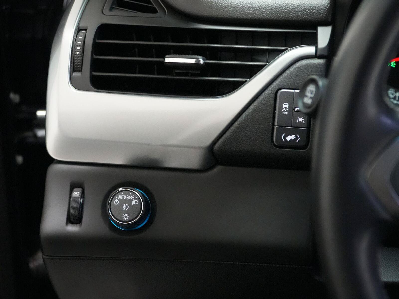 Used 2019 Chevrolet Tahoe LT RWD image 20