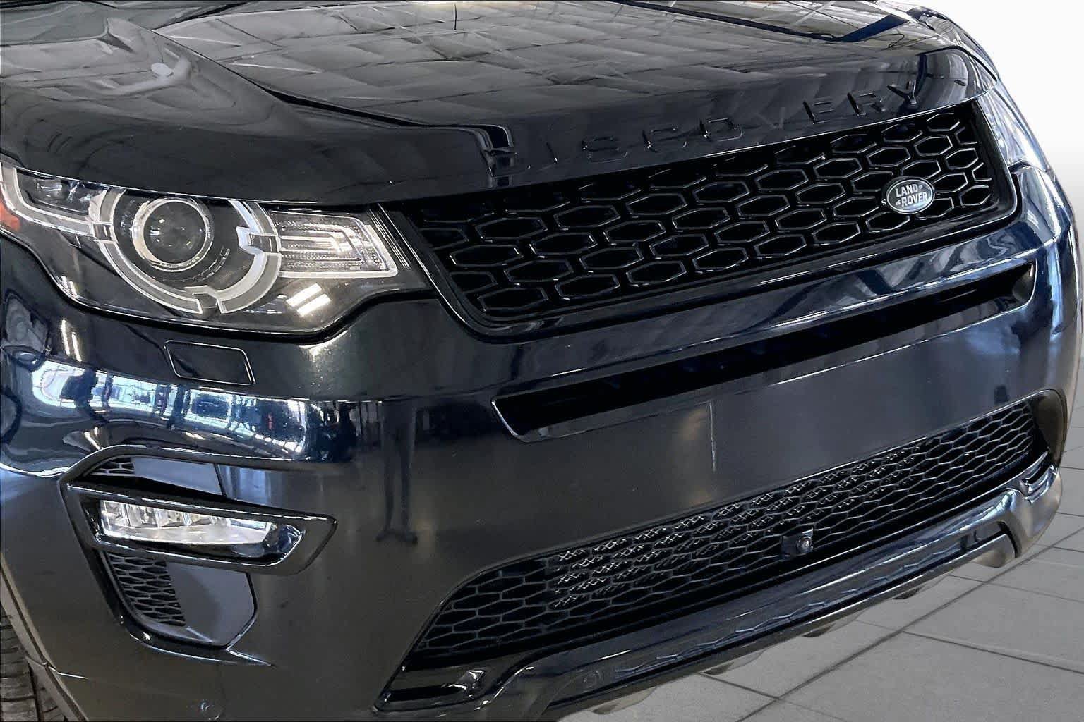 Used 2017 Land Rover Discovery Sport HSE Luxury AWD/4WD image 30