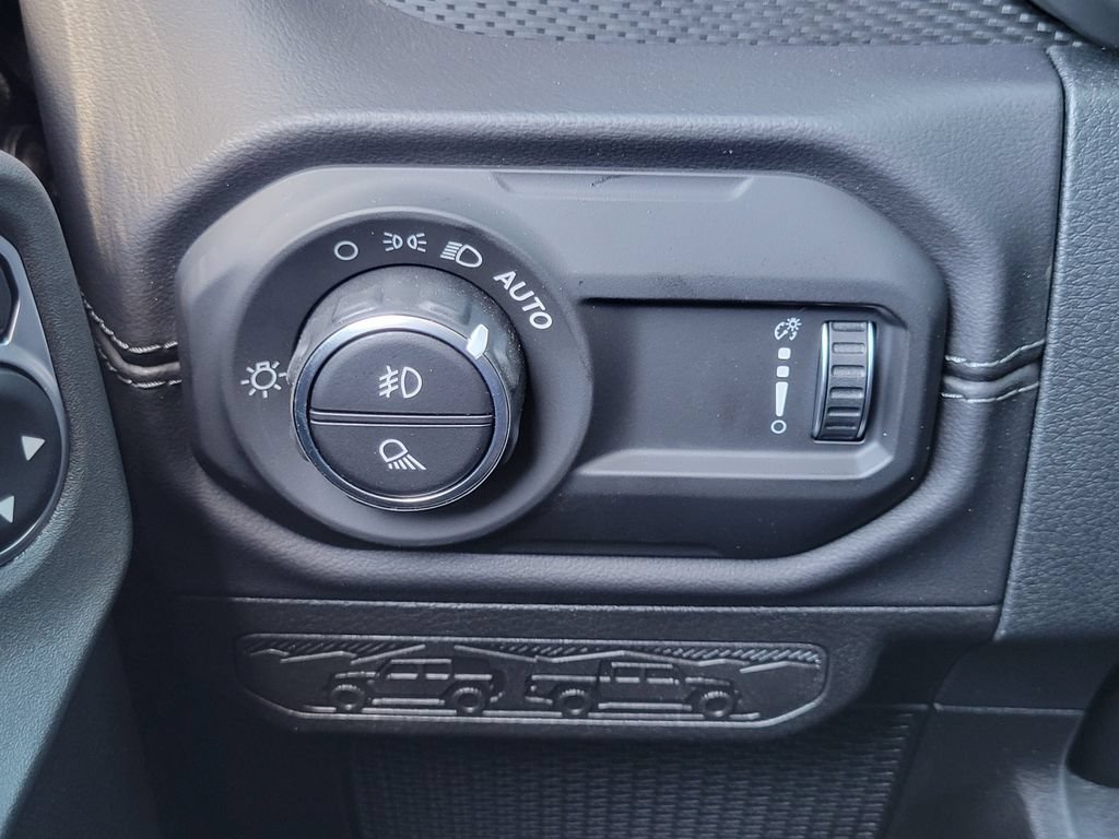 New 2026 Jeep Gladiator Mojave AWD/4WD image 12