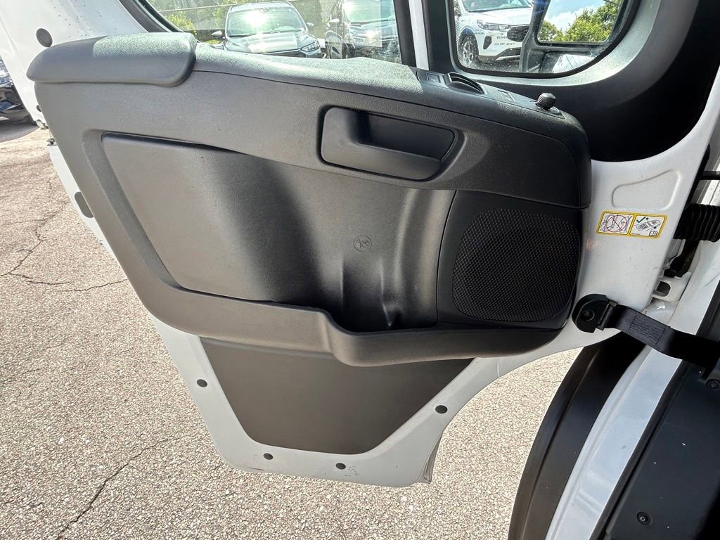 Used 2024 RAM ProMaster 2500 w/ Convenience Group FWD image 32