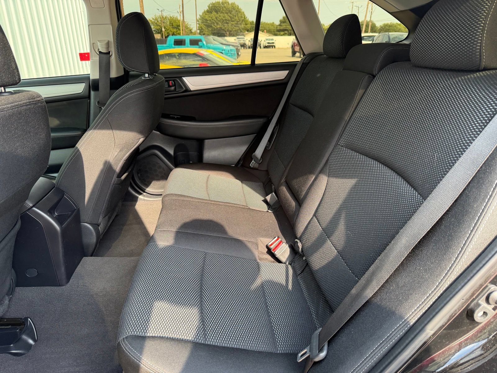 Used 2018 Subaru Outback 2.5i AWD/4WD image 23