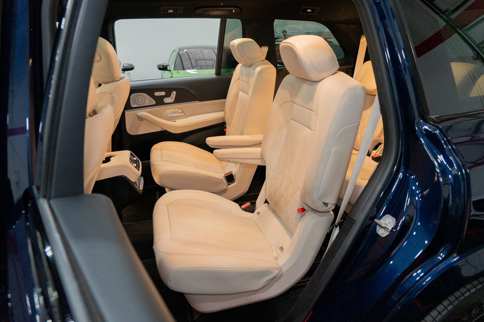 Used 2021 Mercedes-Benz GLS 63 AMG 4MATIC image 28