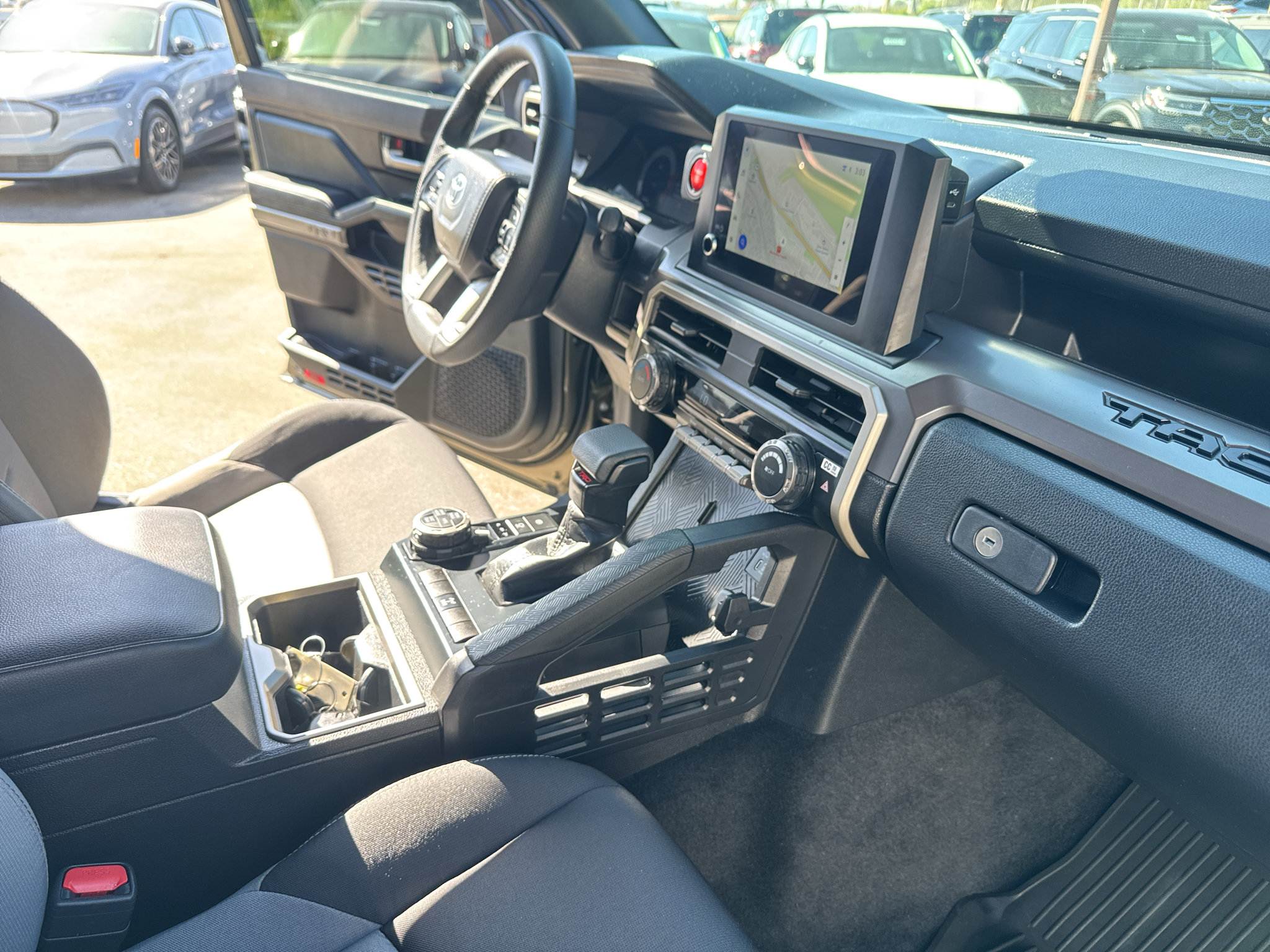 Used 2025 Toyota Tacoma TRD Off-Road AWD/4WD image 23