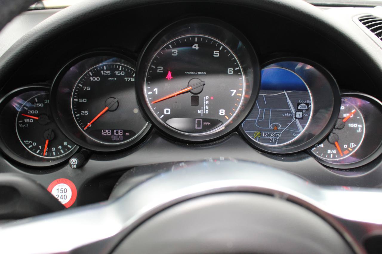 Used 2016 Porsche Cayenne AWD/4WD image 28