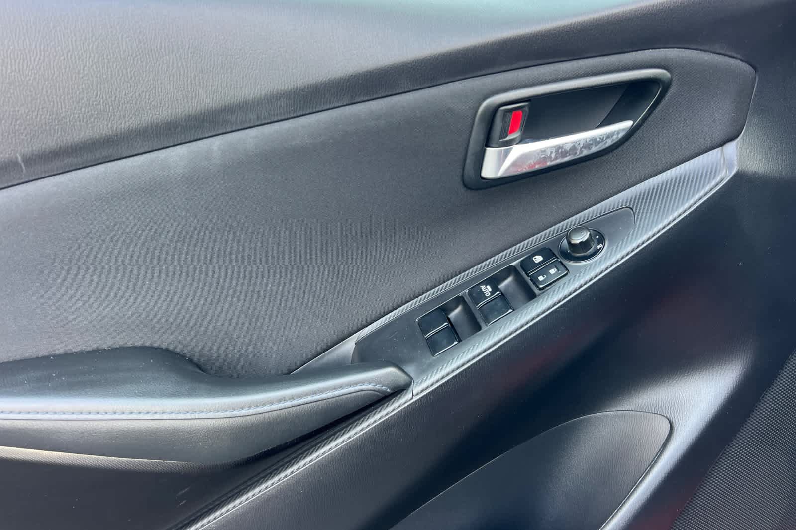 Used 2018 Toyota Yaris iA FWD image 12