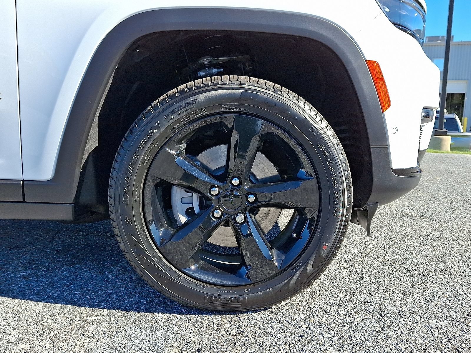 New 2025 Jeep Grand Cherokee L Limited w/ Luxury Tech Group II AWD/4WD image 5