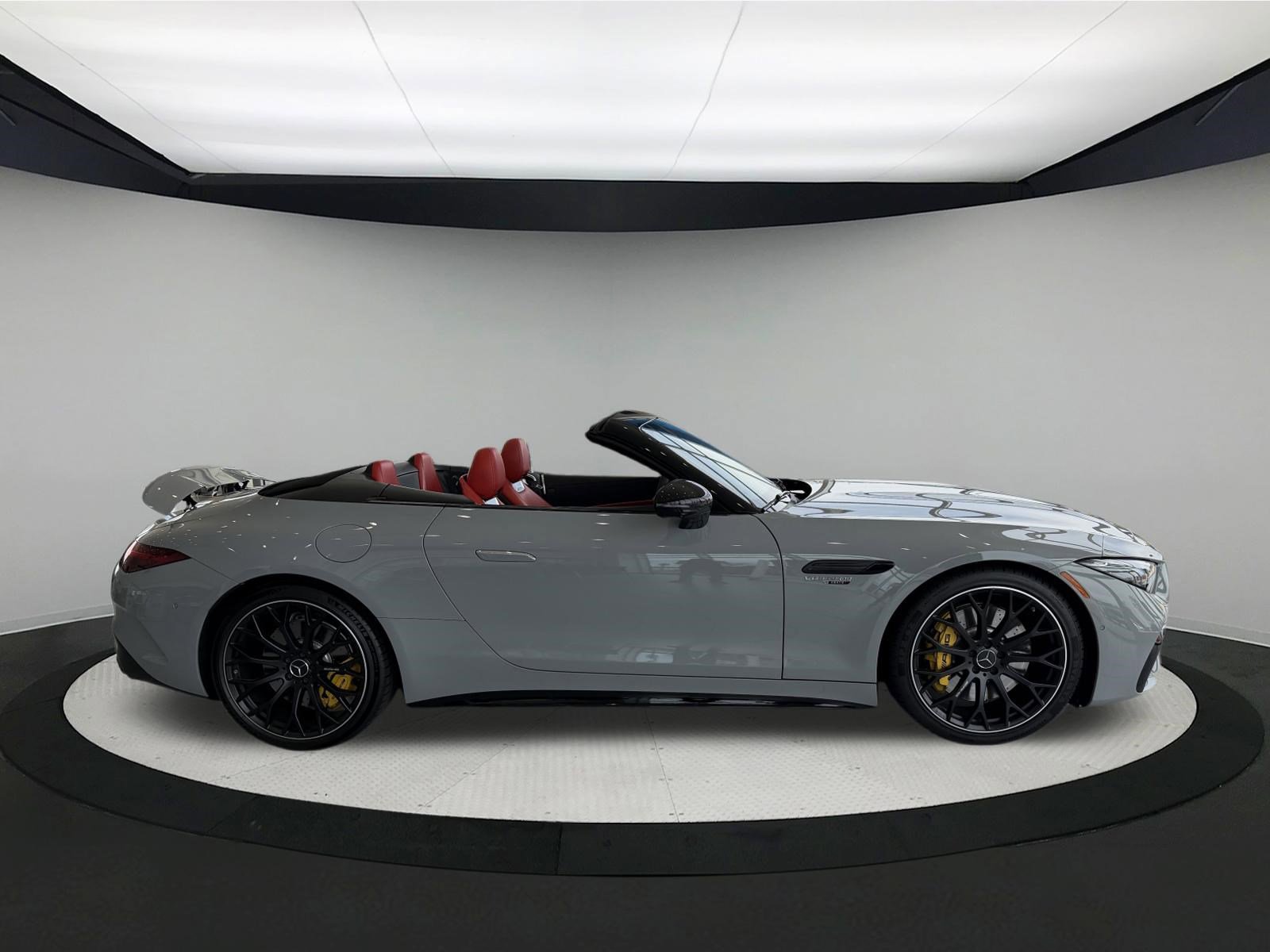 Used 2023 Mercedes-Benz SL 55 AMG 4MATIC image 3