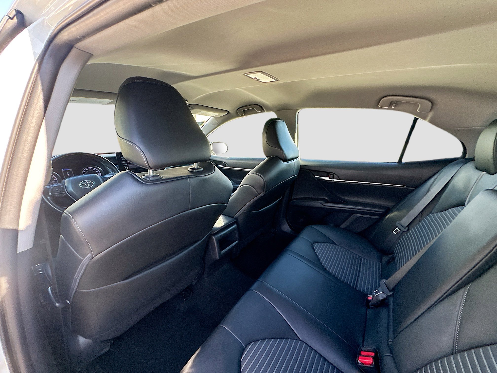 Used 2023 Toyota Camry SE image 24