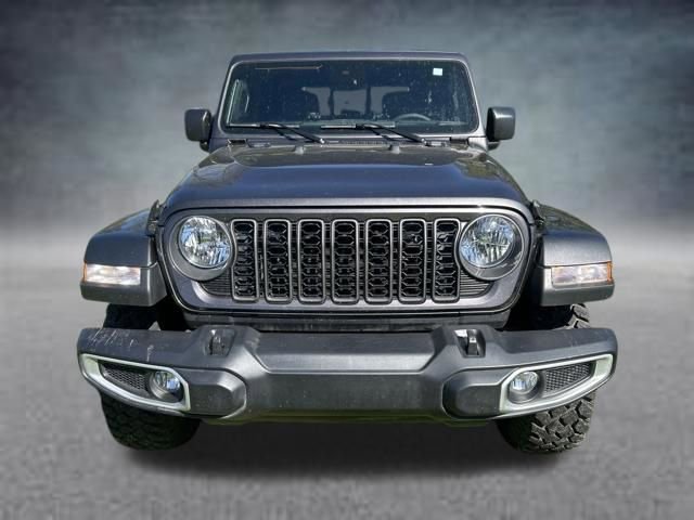 Used 2025 Jeep Gladiator Sport image 8