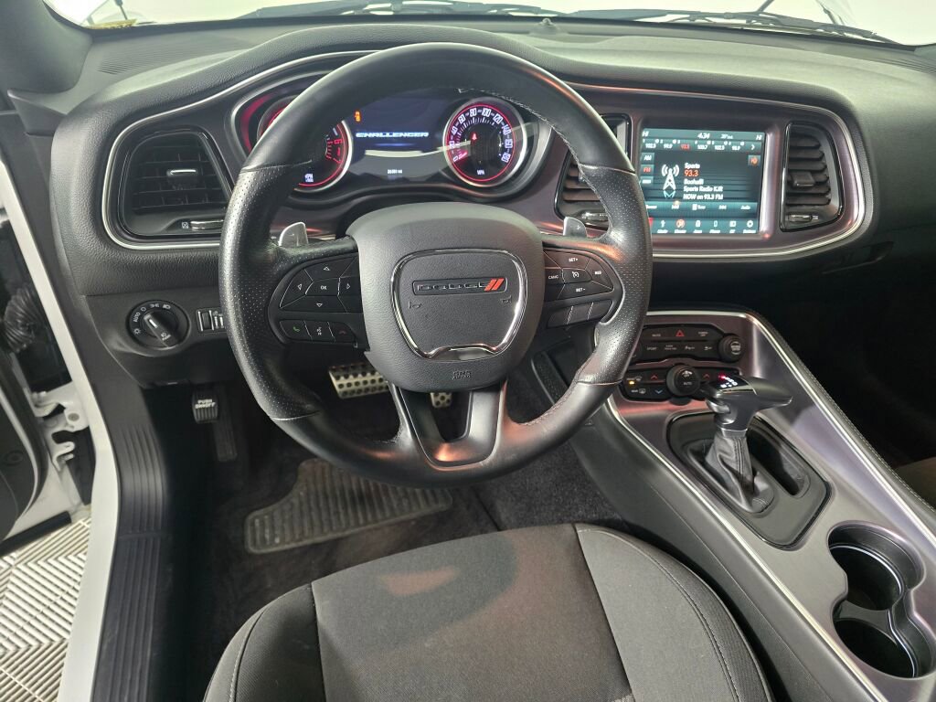 Used 2018 Dodge Challenger R/T Scat Pack w/ Driver Convenience Group image 25