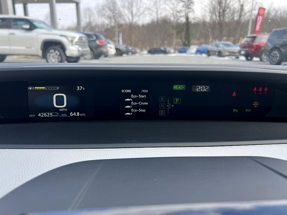 Used 2022 Toyota Prius Limited image 23