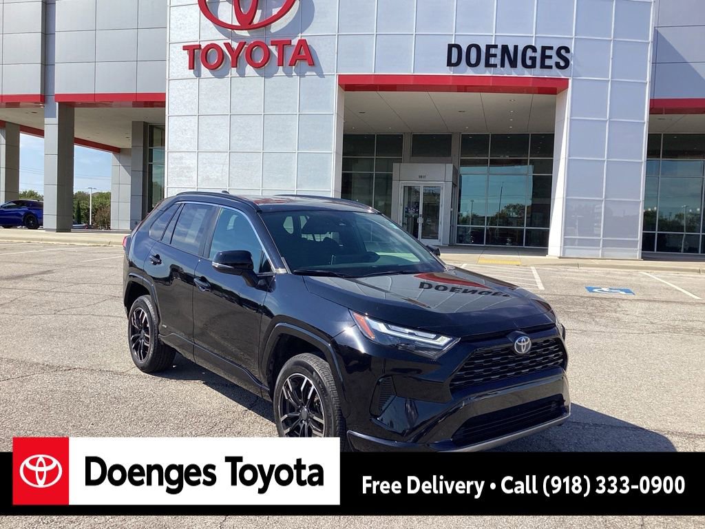 Used 2023 Toyota RAV4 SE