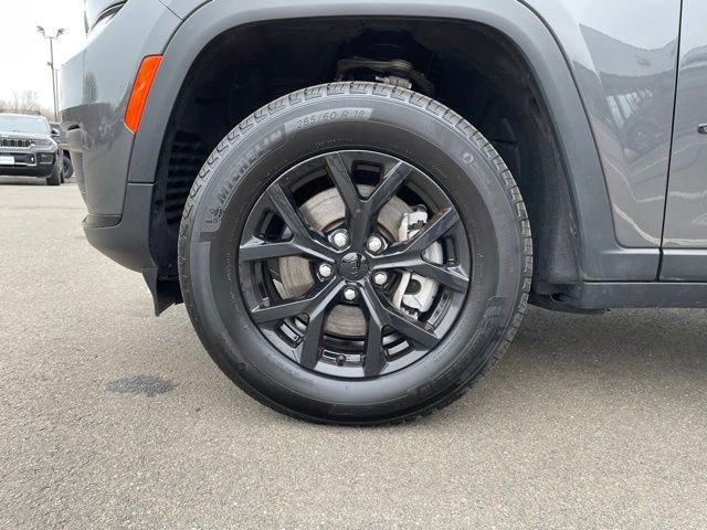 Used 2025 Jeep Grand Cherokee L Altitude image 36