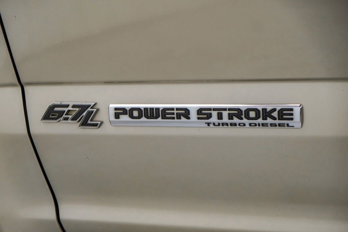 Used 2018 Ford F350 Platinum w/ Platinum Ultimate Package AWD/4WD image 54