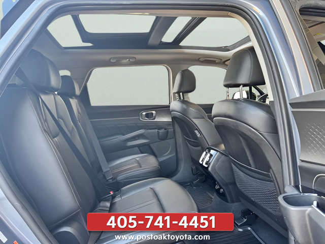 Used 2023 Kia Sorento SX AWD/4WD image 30