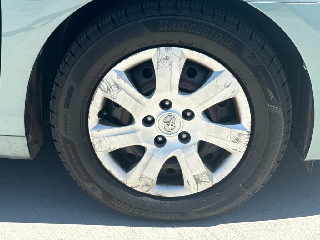 Used 2011 Toyota Camry LE FWD image 11