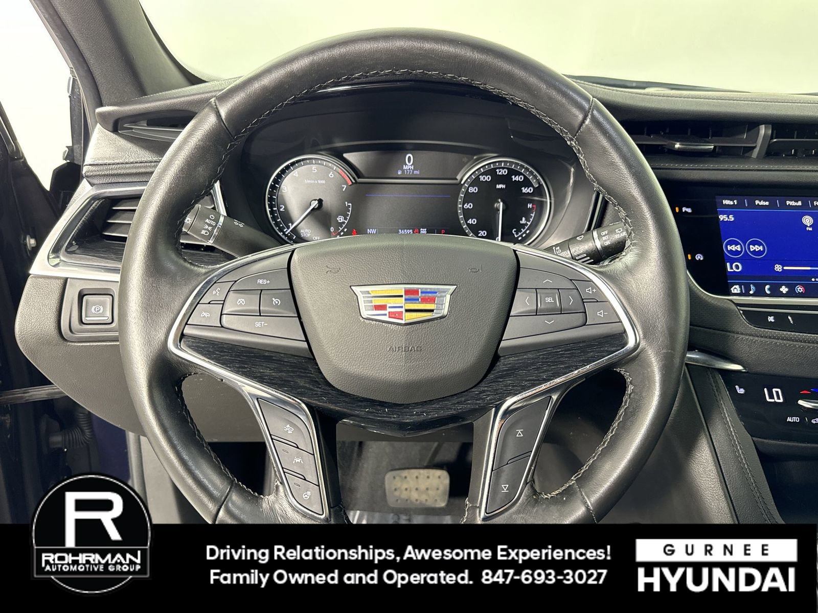 Used 2022 Cadillac XT5 Premium Luxury image 11
