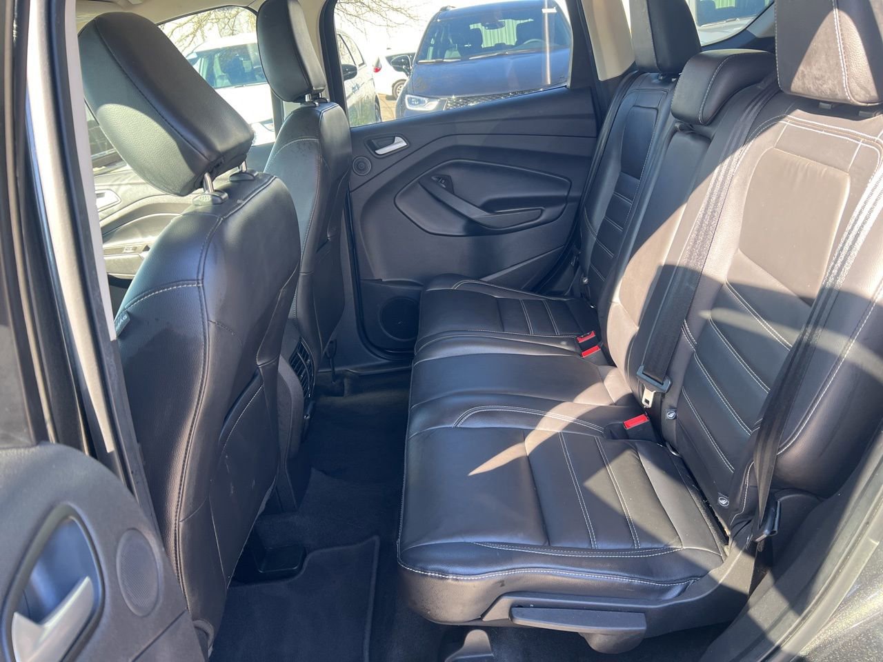 Used 2019 Ford Escape Titanium image 17